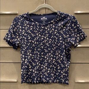 Hollister women’s baby tee